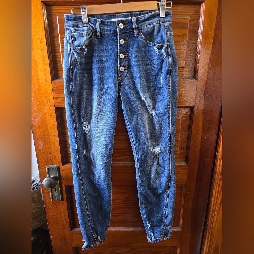 KanCan women's jeans sz 9/28
